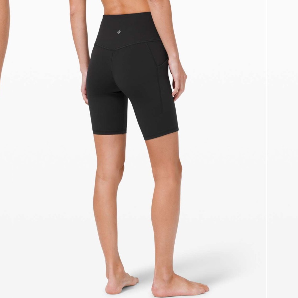 Lululemon Align High Rise Short with Pockets 6" size 8